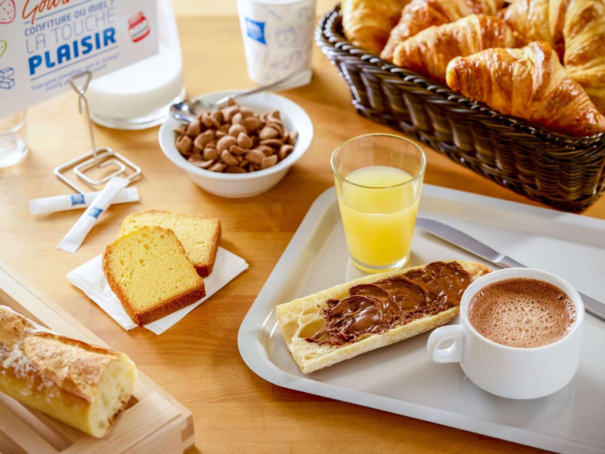 ibis budget Sucy en Brie Eksteriør billede